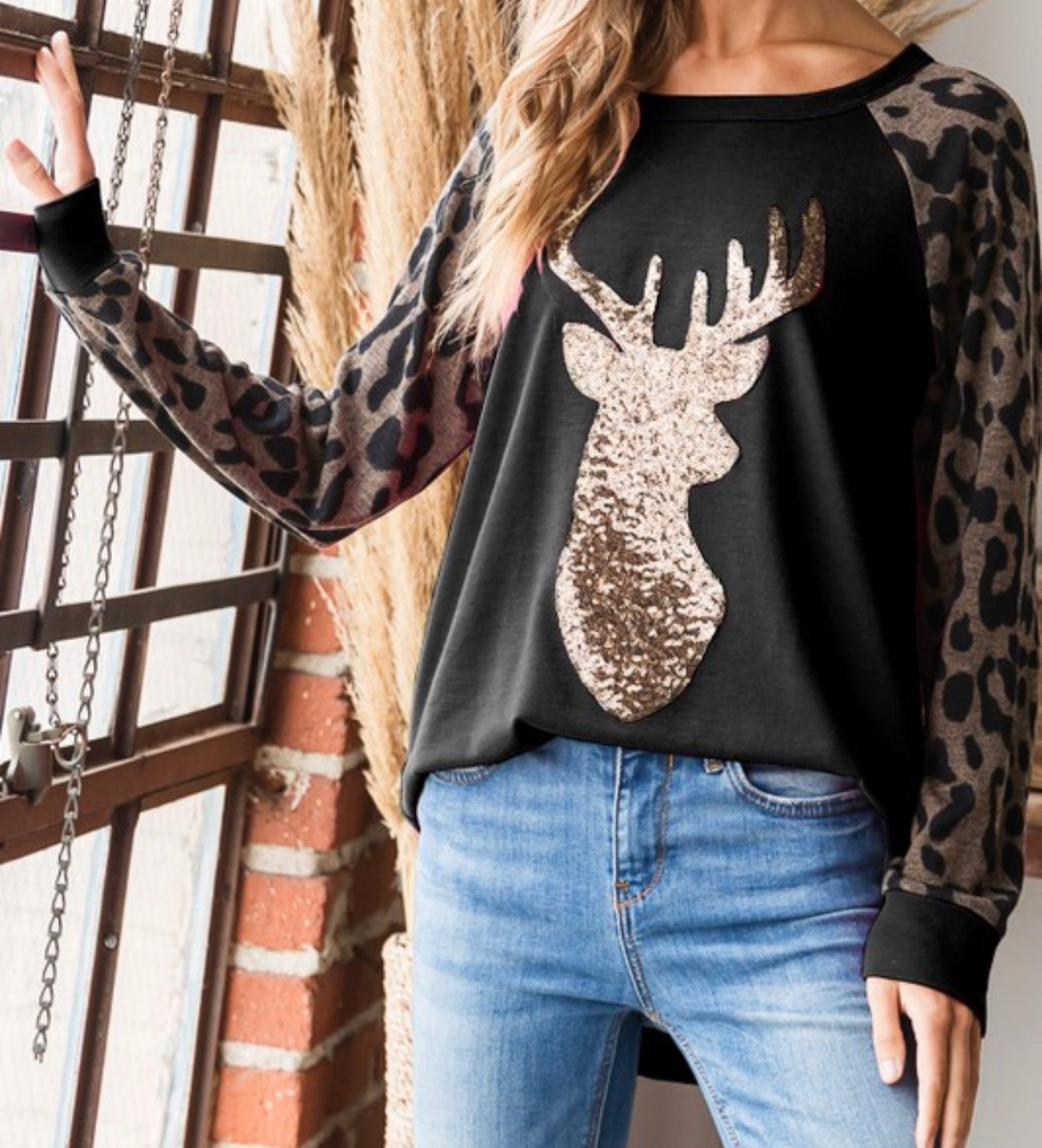 Reindeer Top - Black