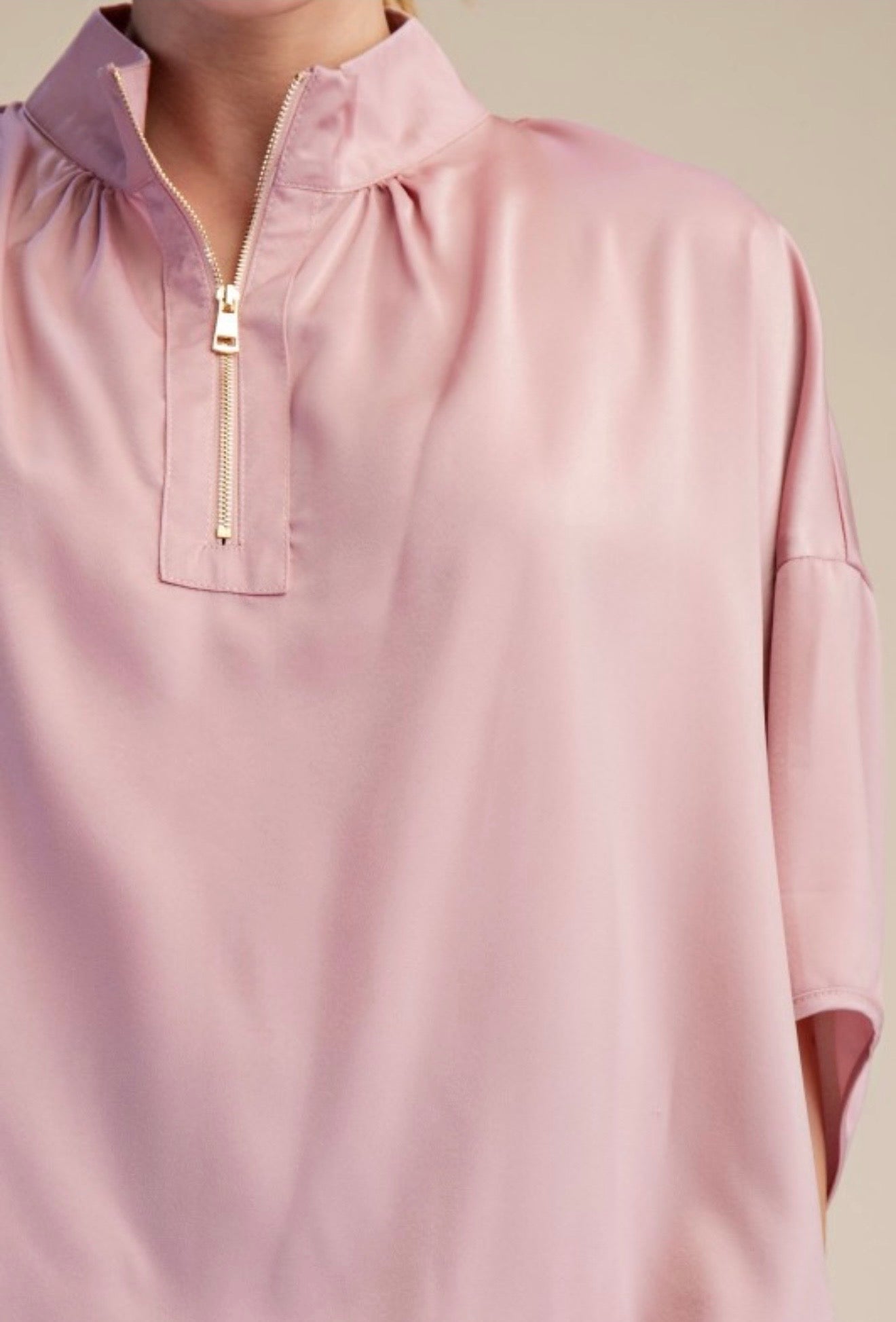 Elbow Sleeve Half Zip Satin Top in Pink