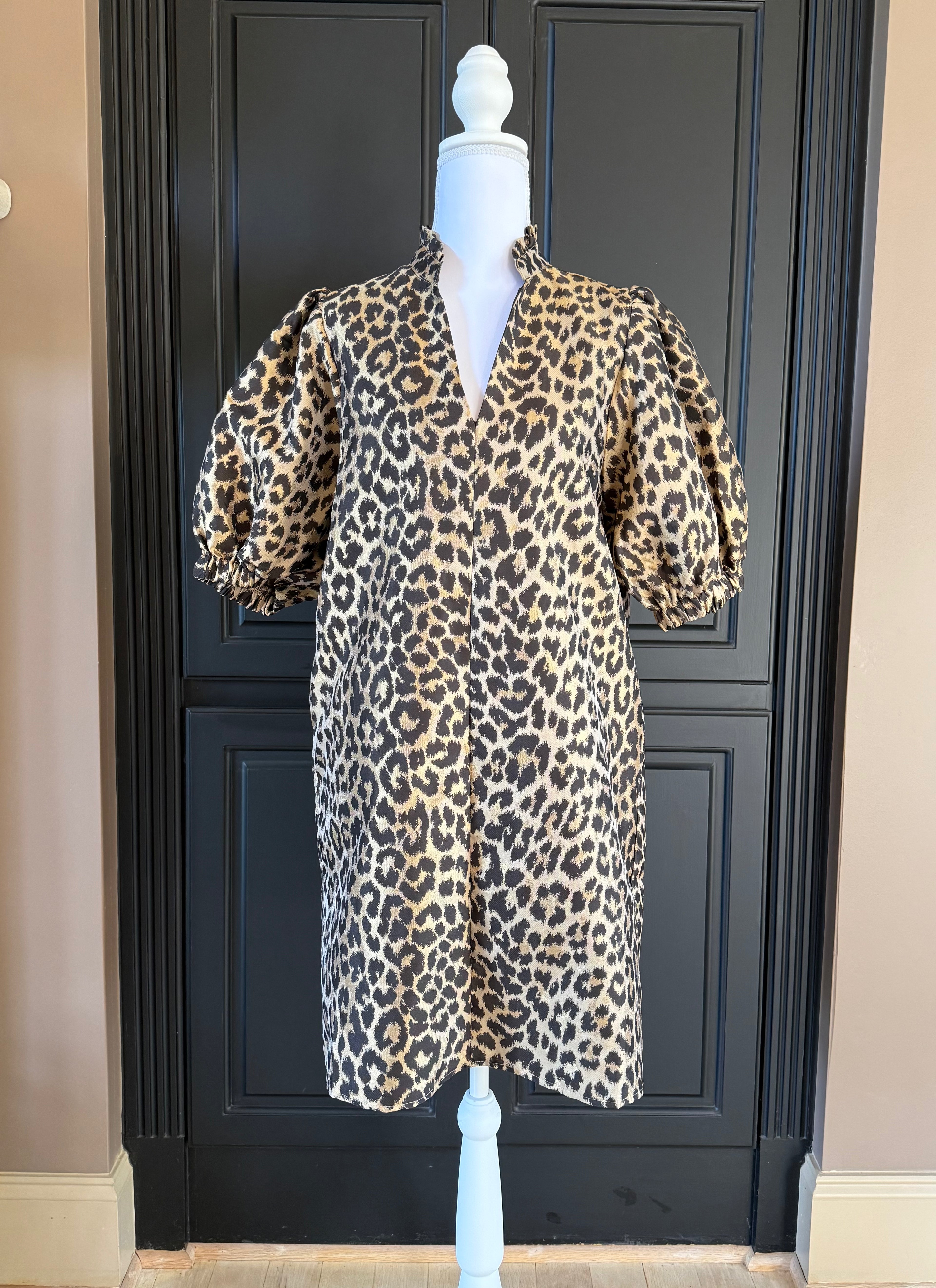 Leopard Puff Sleeve V-Neck Shift Dress